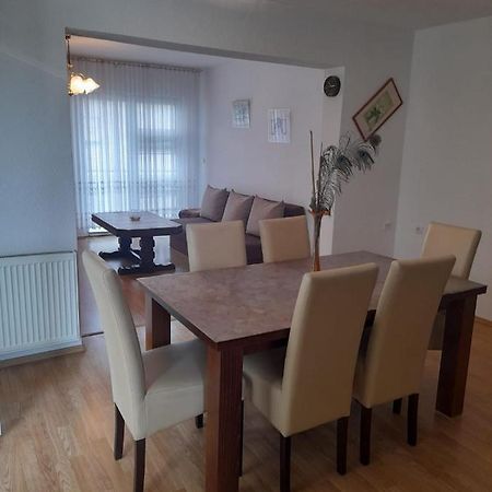Apartman Sana Lux Appartement Sanski Most Buitenkant foto